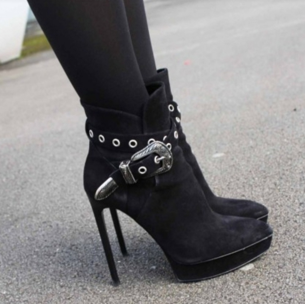 💥SOLD💥Authentic Saint Laurent Platform Janis Ankle Boots